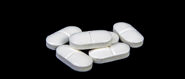 Using paracetamol for protecting kidneys in patients with severe malaria